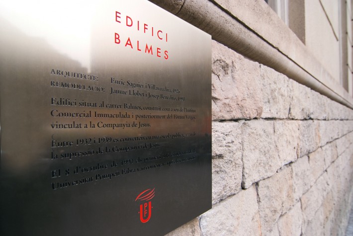 UPF, Universitat Pompeu Fabra, Barcelona, 2010, retolació, rotulación, signage