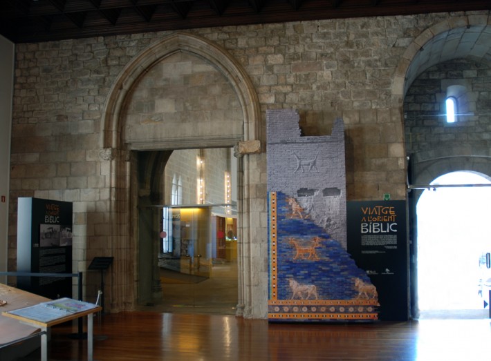 Exposició, exposición, exhibition, IEMED, Museu de Montserrat, Barcelona, Viatge a l'Orient Bíblic, Santa Àgata, Egipte, Egipto, peces originals, piezas originales, original pieces, conservació preventiva, conservación preventiva, preventive conservation 